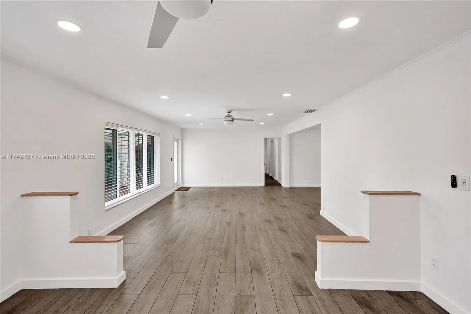 Palmetto Bay, Florida 33157, United States, 4 Bedrooms Bedrooms, ,2 BathroomsBathrooms,Residential,Active,115709