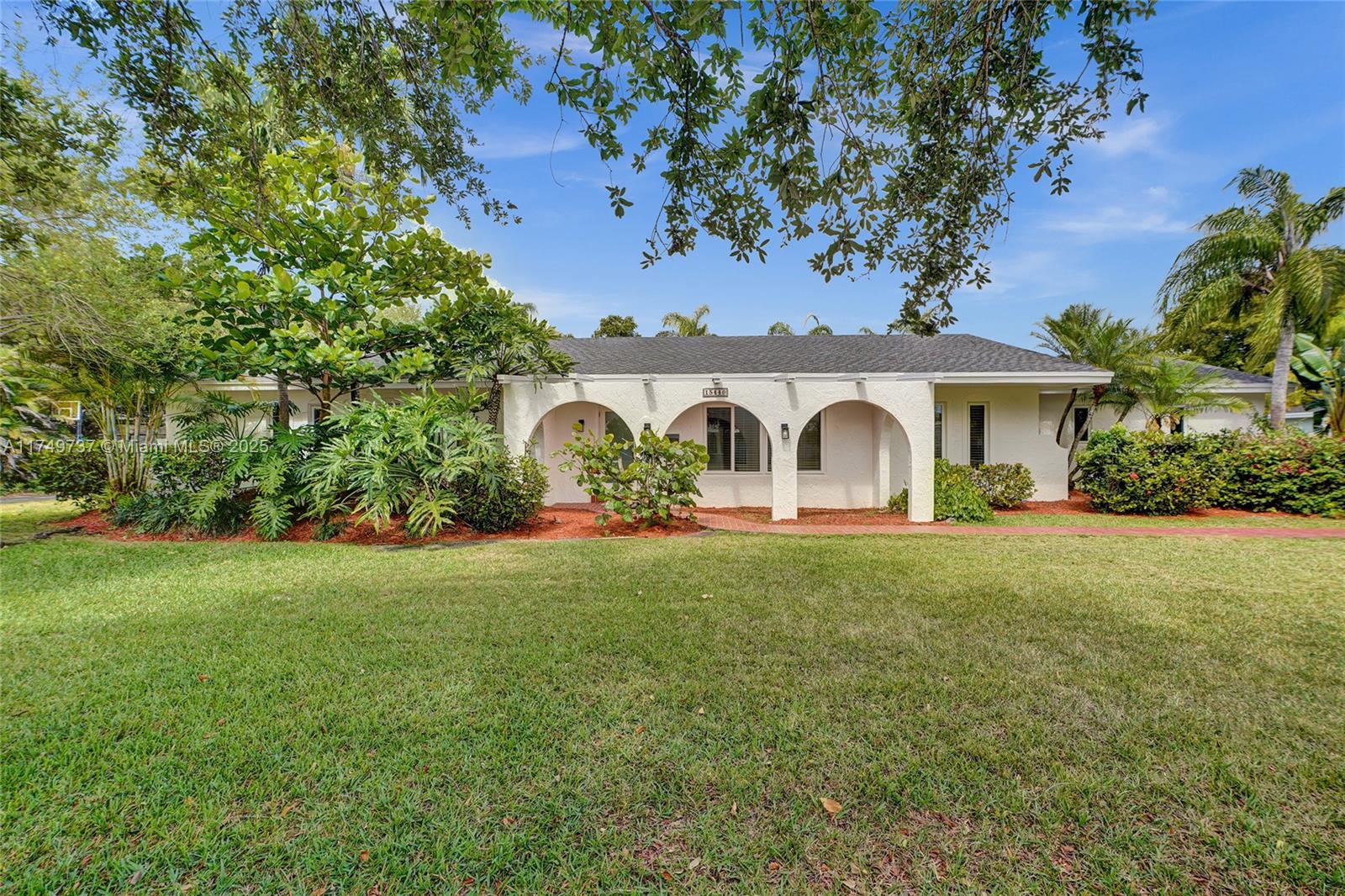 Property for Sale at 15440 Sw 81st Ave, Palmetto Bay, Miami-Dade County, Florida - Bedrooms: 4 
Bathrooms: 2  - $1,220,000