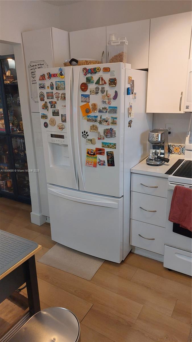 FRENCH VILLAS CONDO - Residential