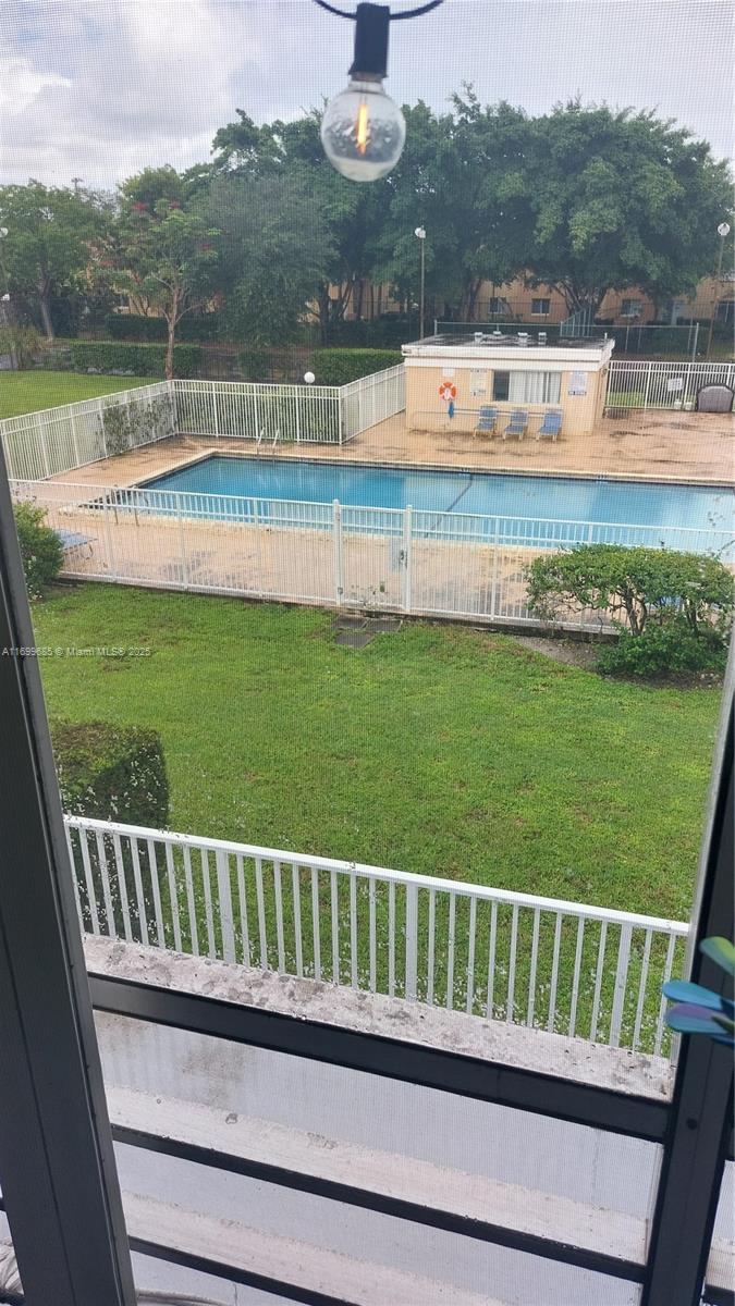 FRENCH VILLAS CONDO - Residential