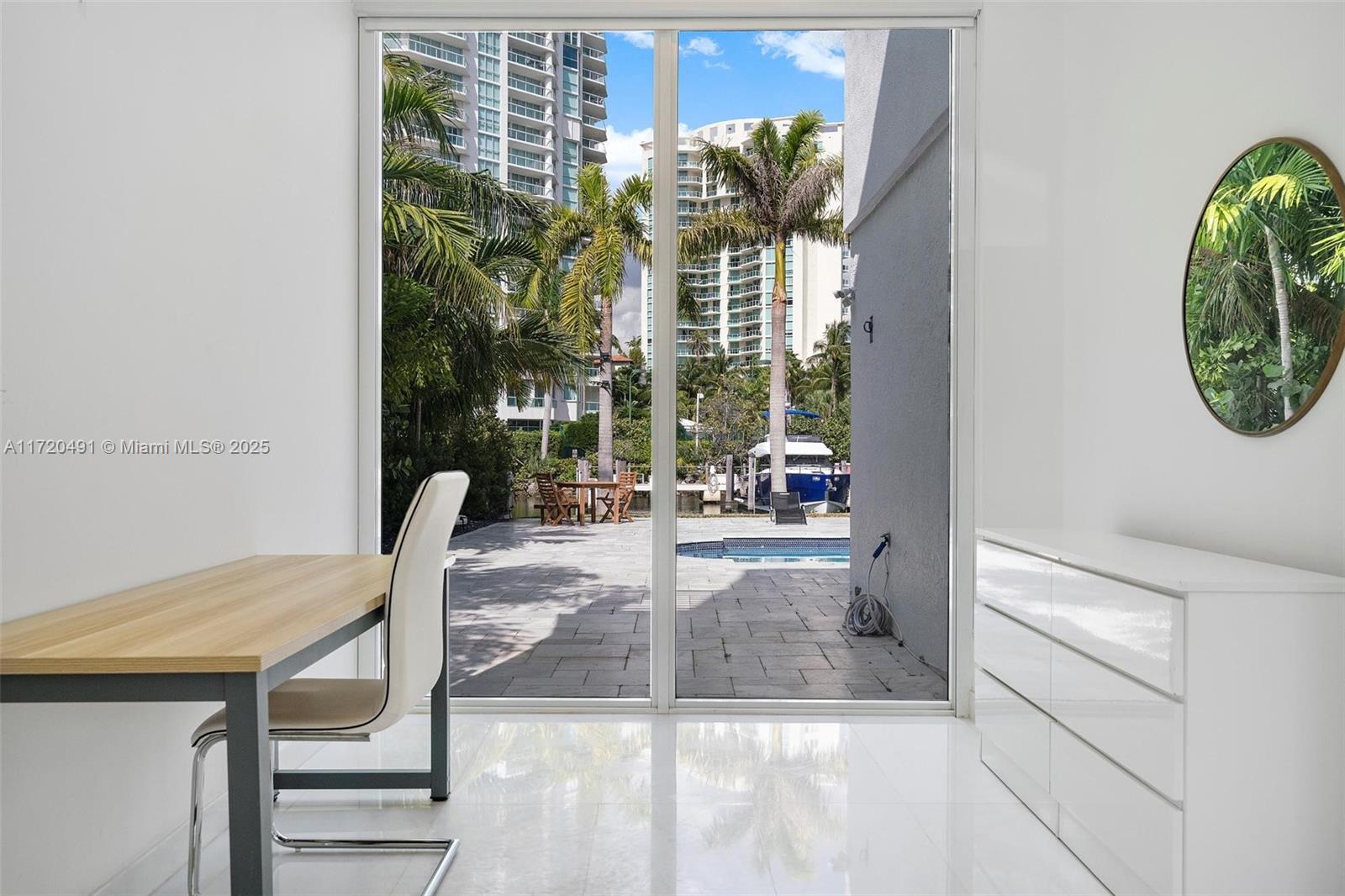 ATLANTIC ISLAND - Residential