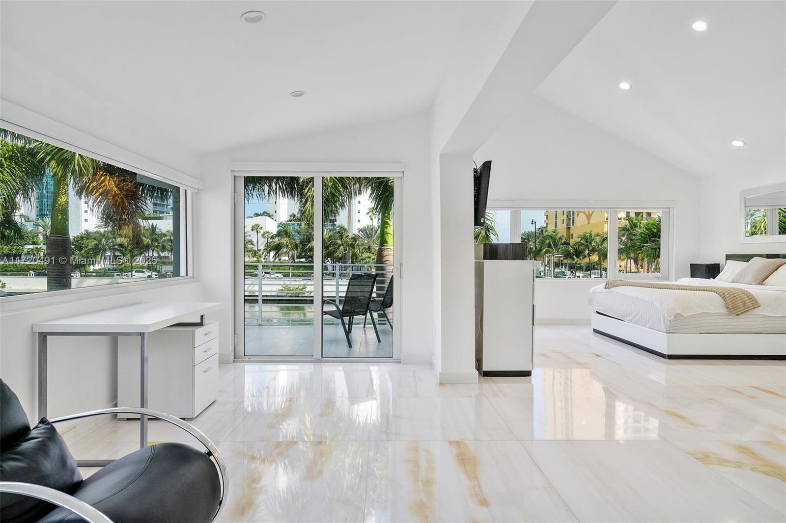 ATLANTIC ISLAND - Residential