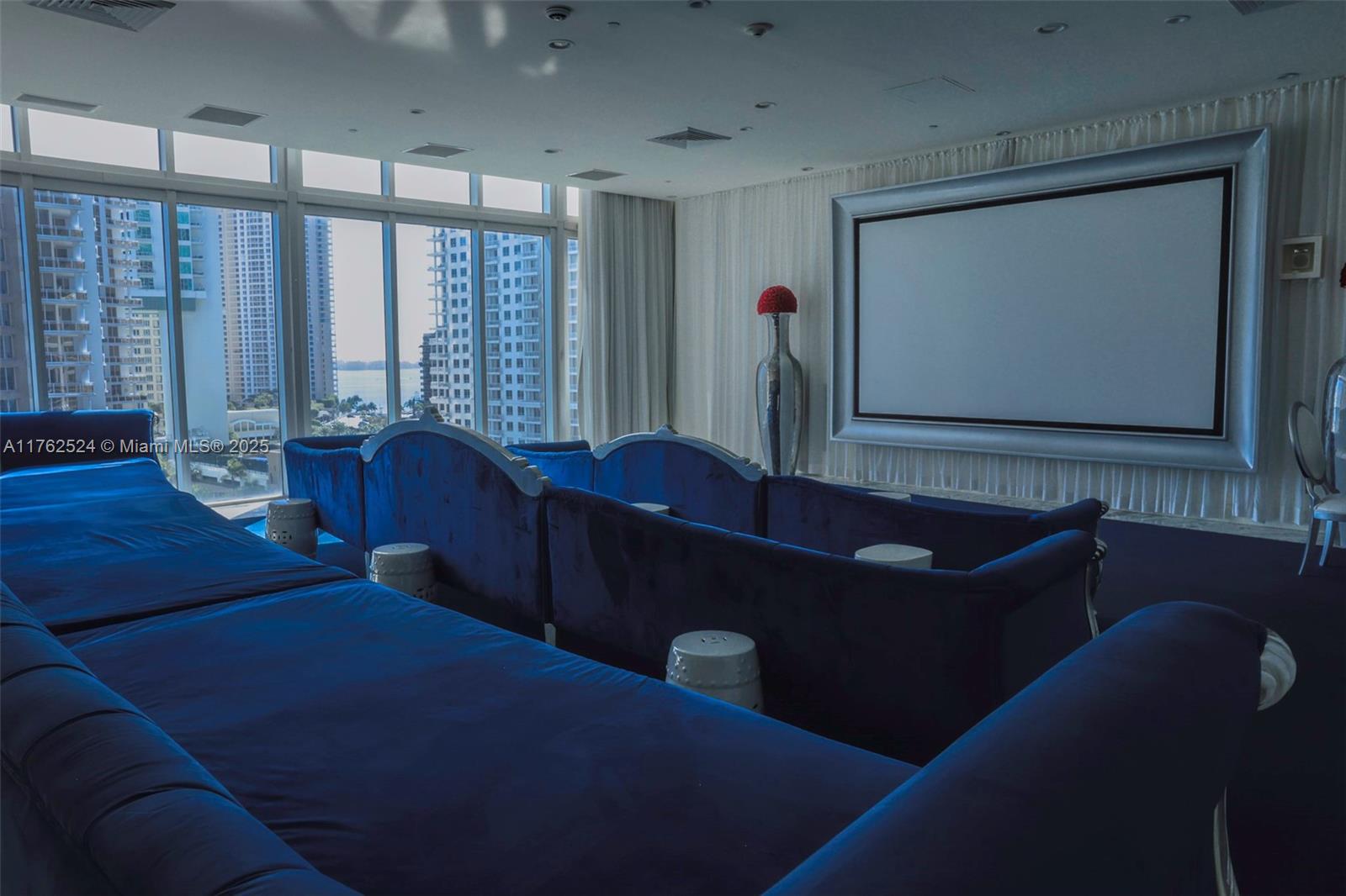 ICONBRICKELL CONDO NO 1 - Residential