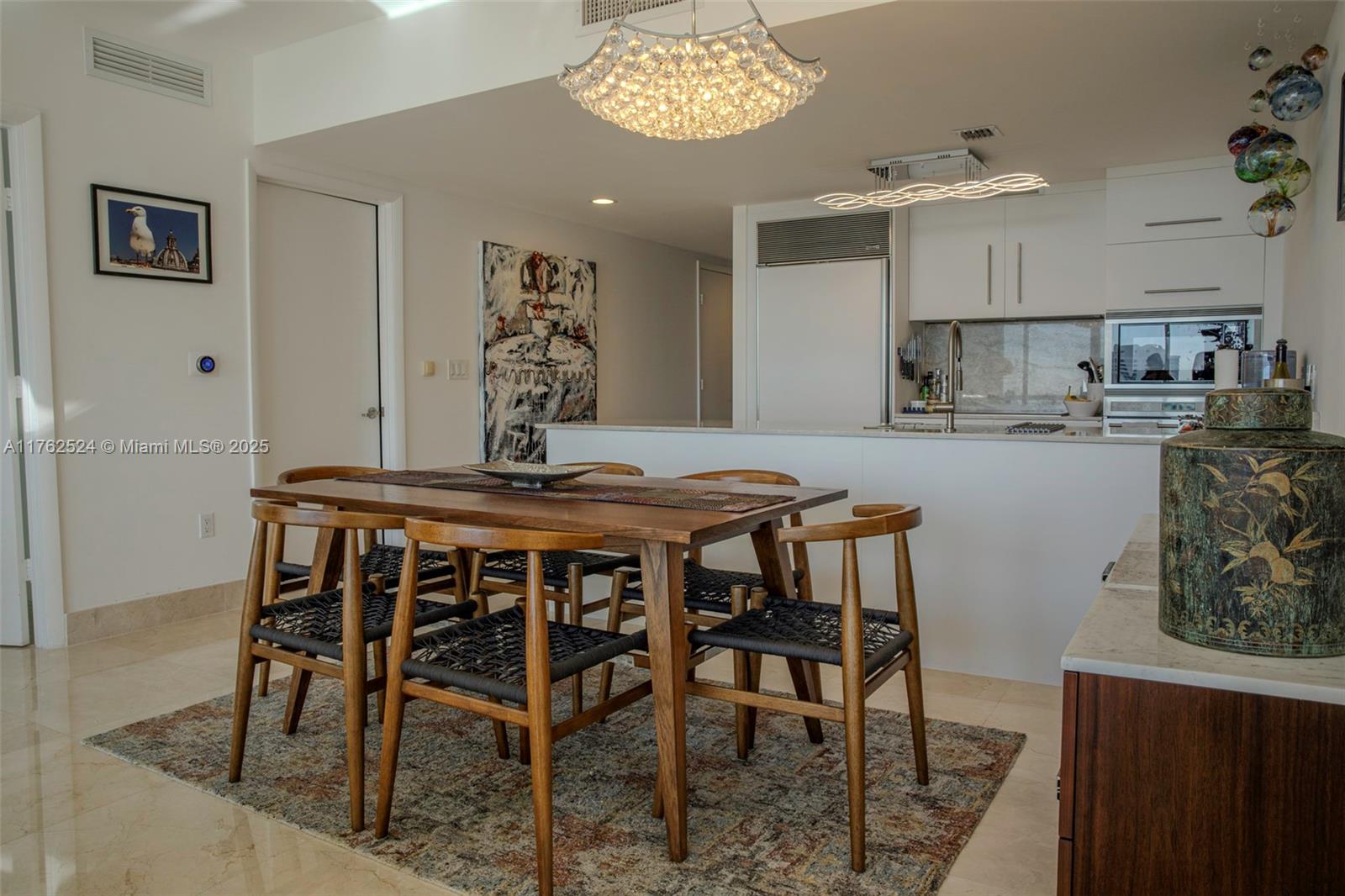 ICONBRICKELL CONDO NO 1 - Residential