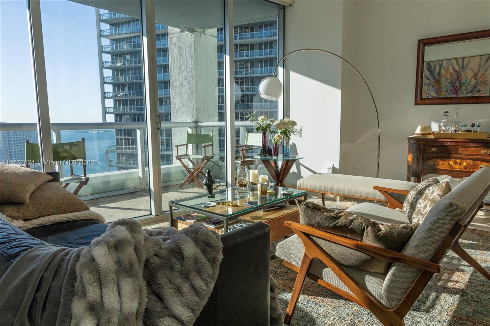 ICONBRICKELL CONDO NO 1 - Residential