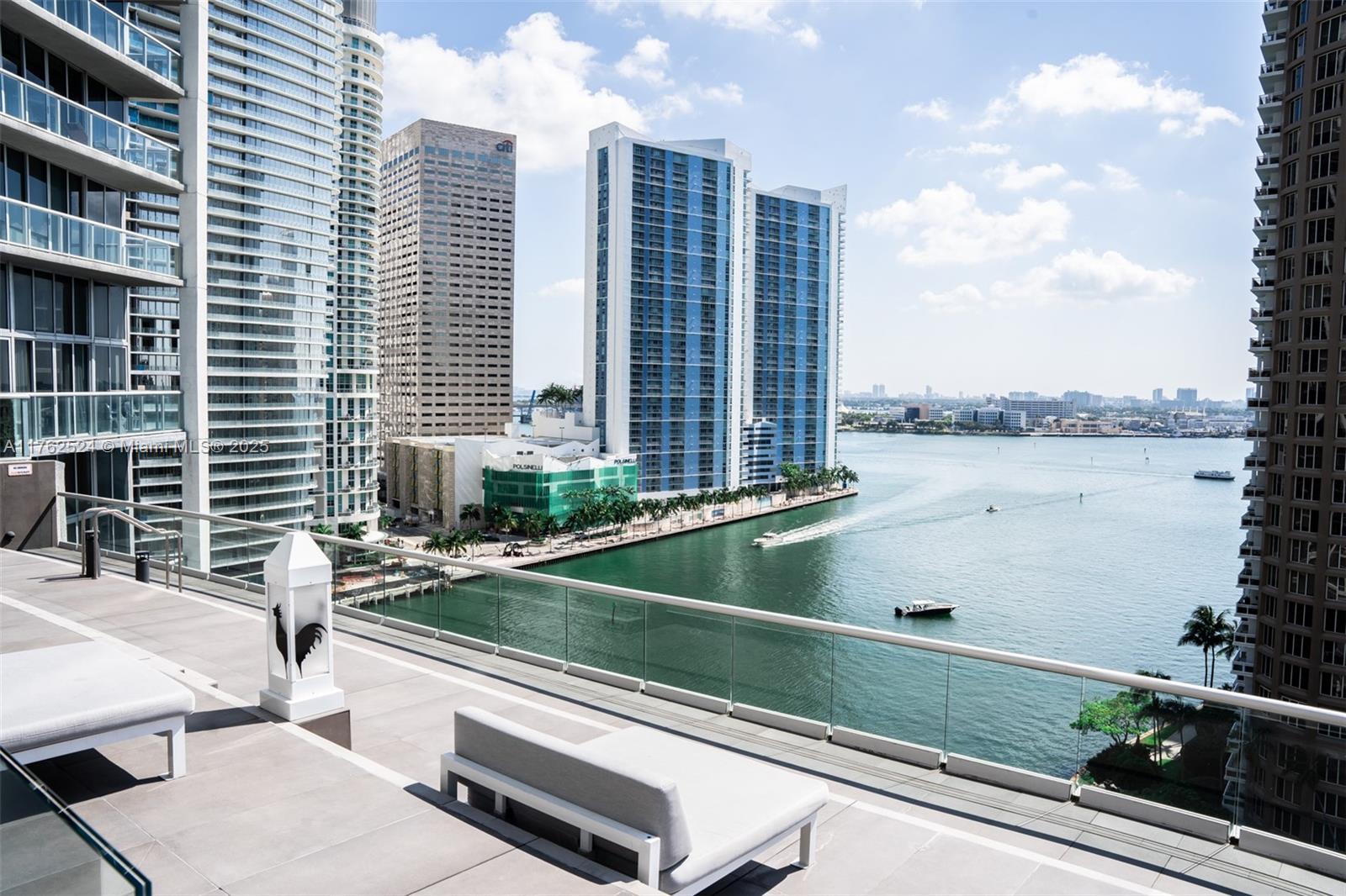ICONBRICKELL CONDO NO 1 - Residential