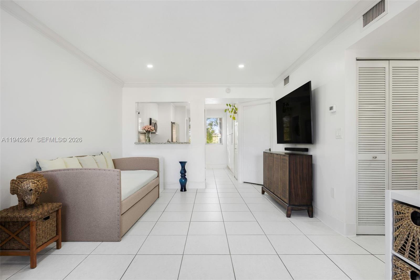 BONITA GOLF VIEW TOWNVILL - Residential