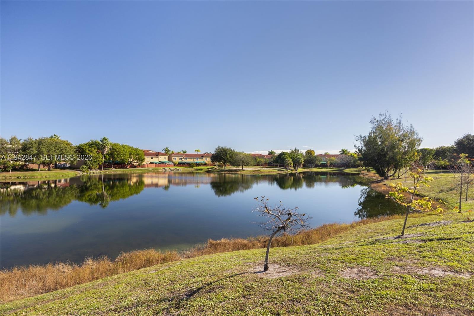 BONITA GOLF VIEW TOWNVILL - Residential