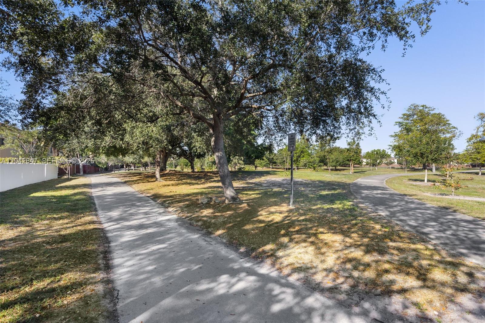 BONITA GOLF VIEW TOWNVILL - Residential