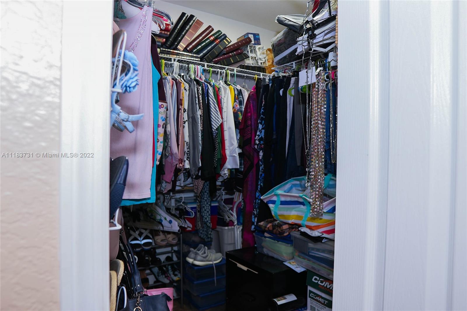 GRAND LAKES PHASE II - Residential