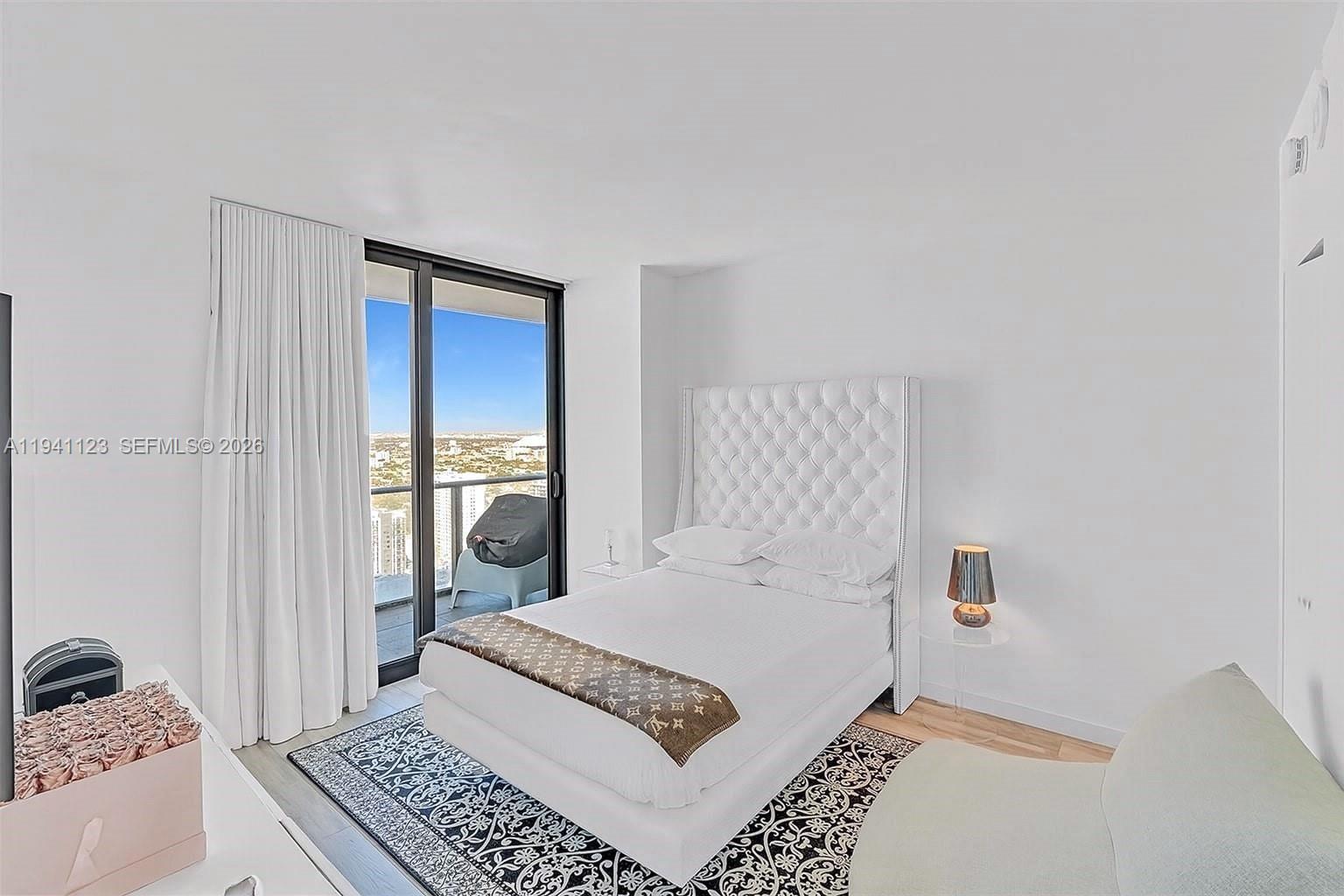 1300 S Miami Ave 3709