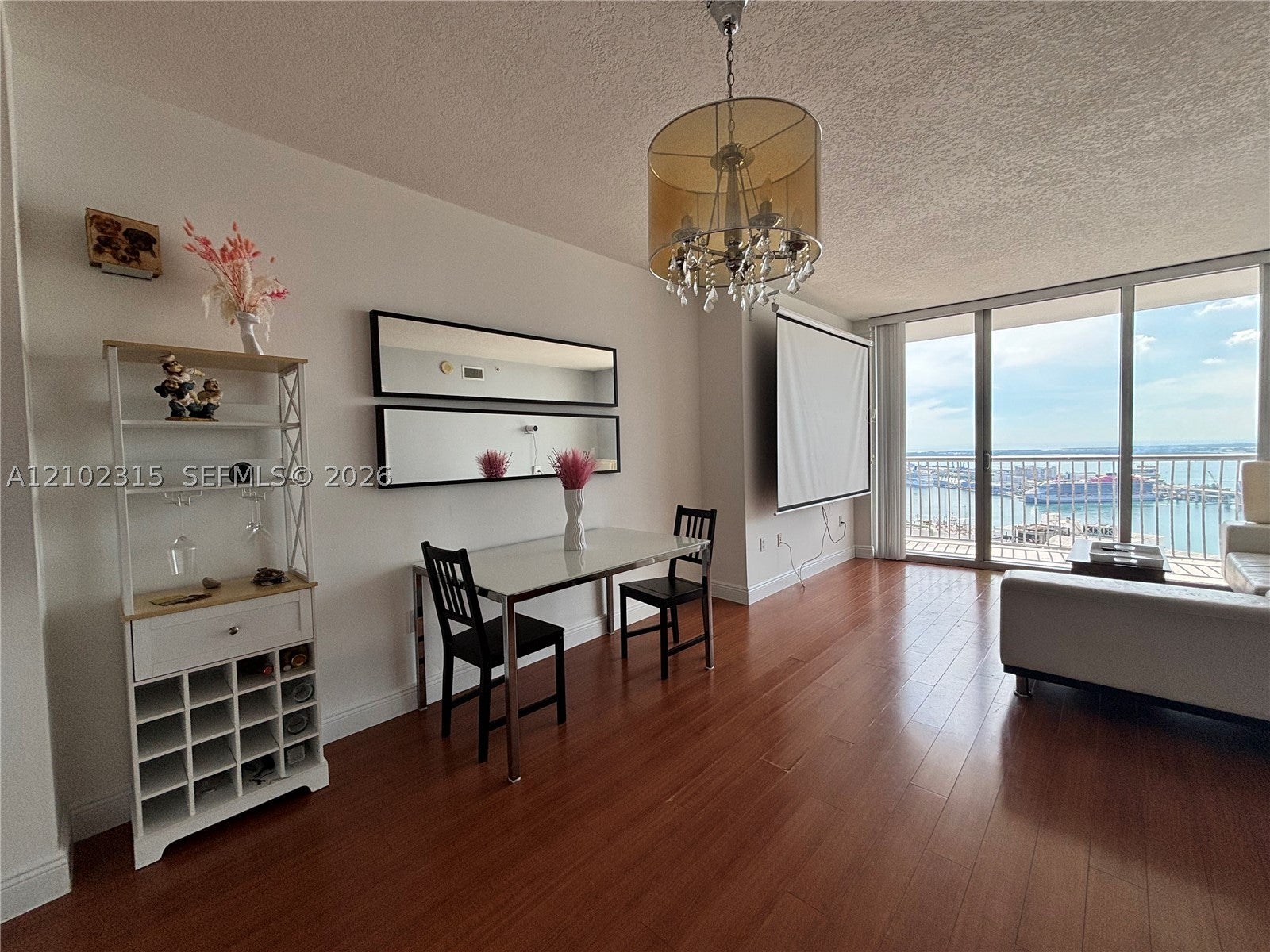 1750 N Bayshore Dr 4804