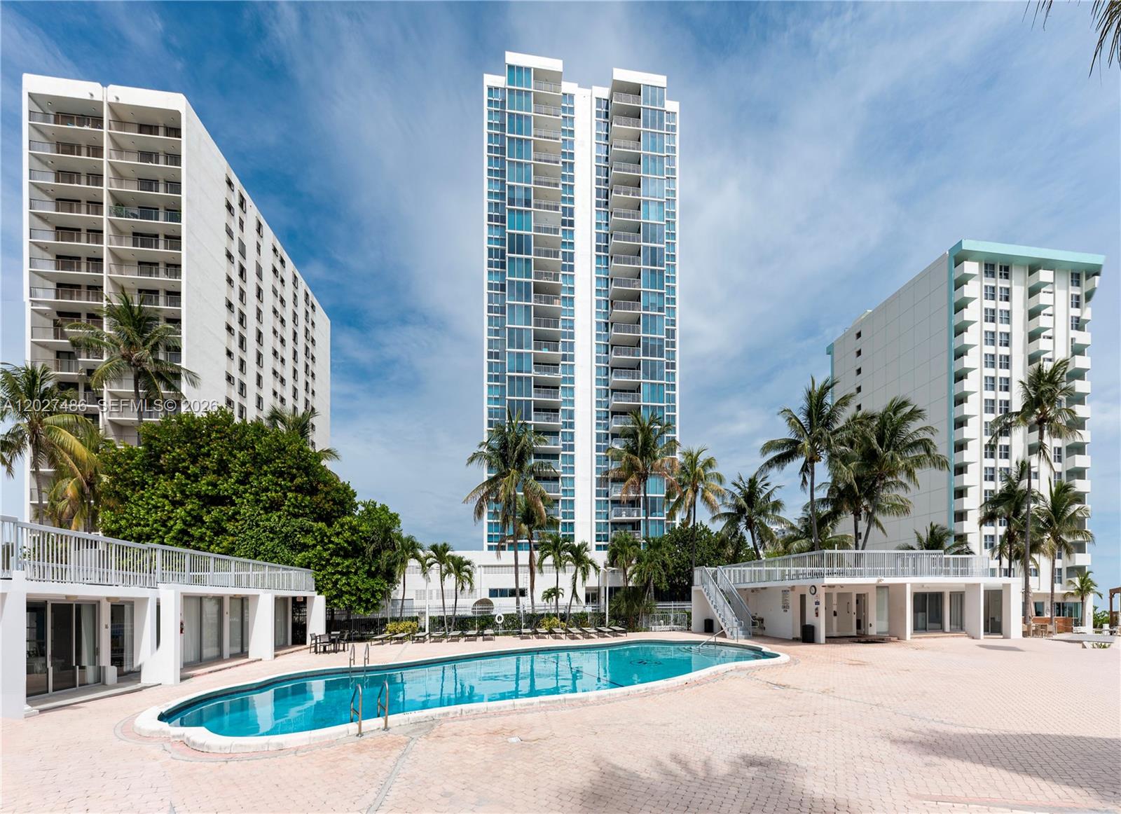 2655 Collins Ave 603