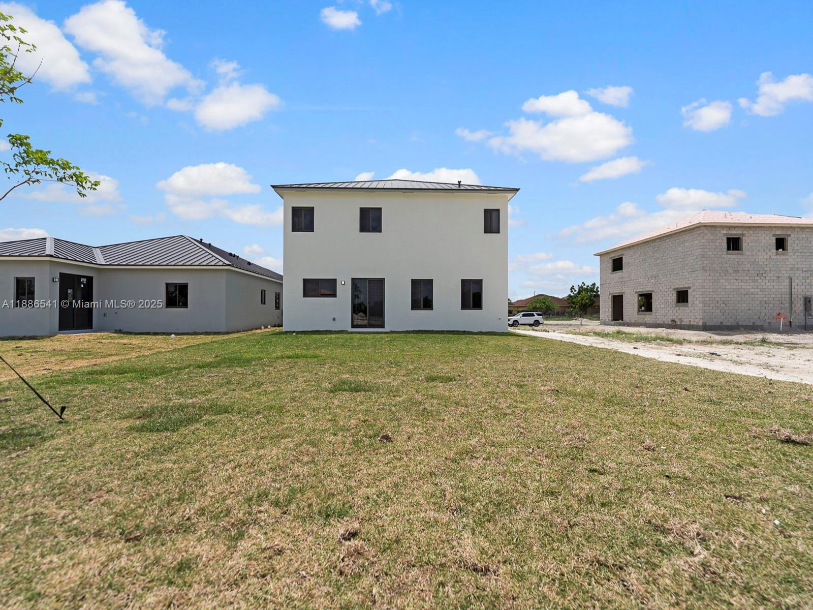 Highland Residences - Residential