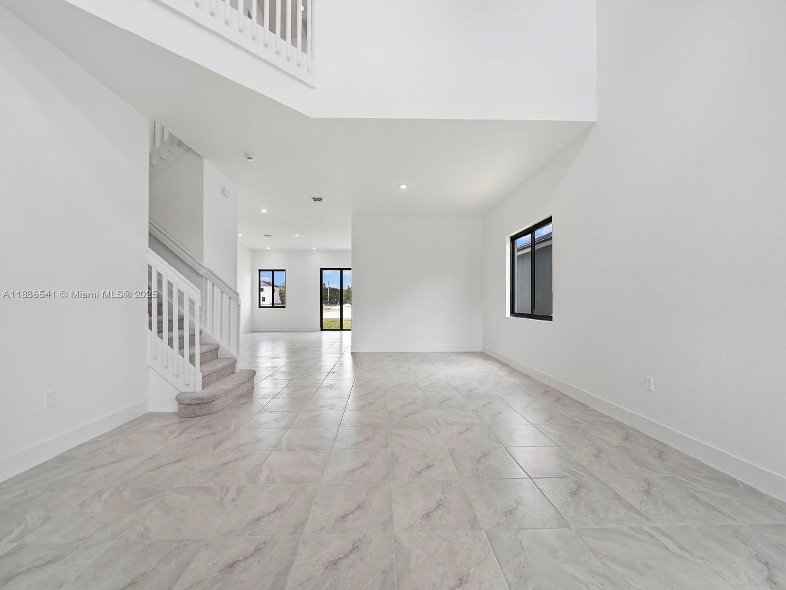 Highland Residences - Residential