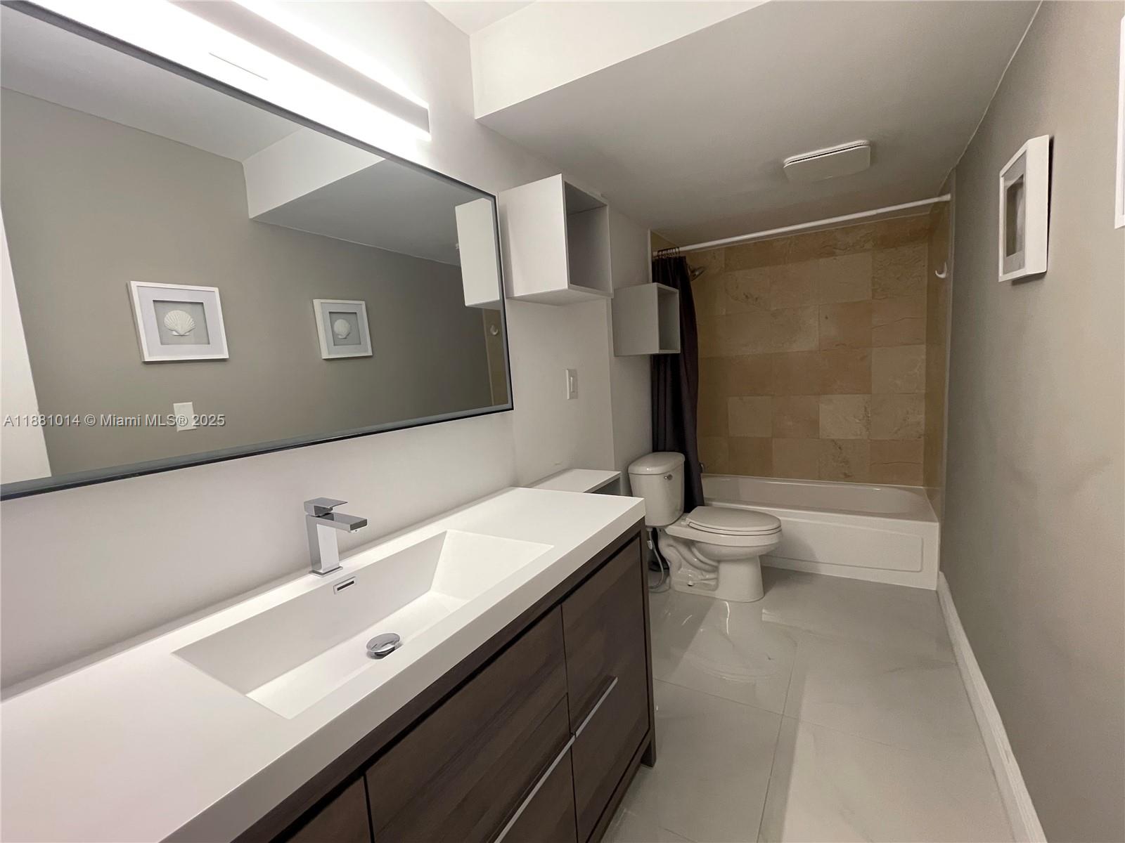 HARBOUR HOUSE - Residential Lease