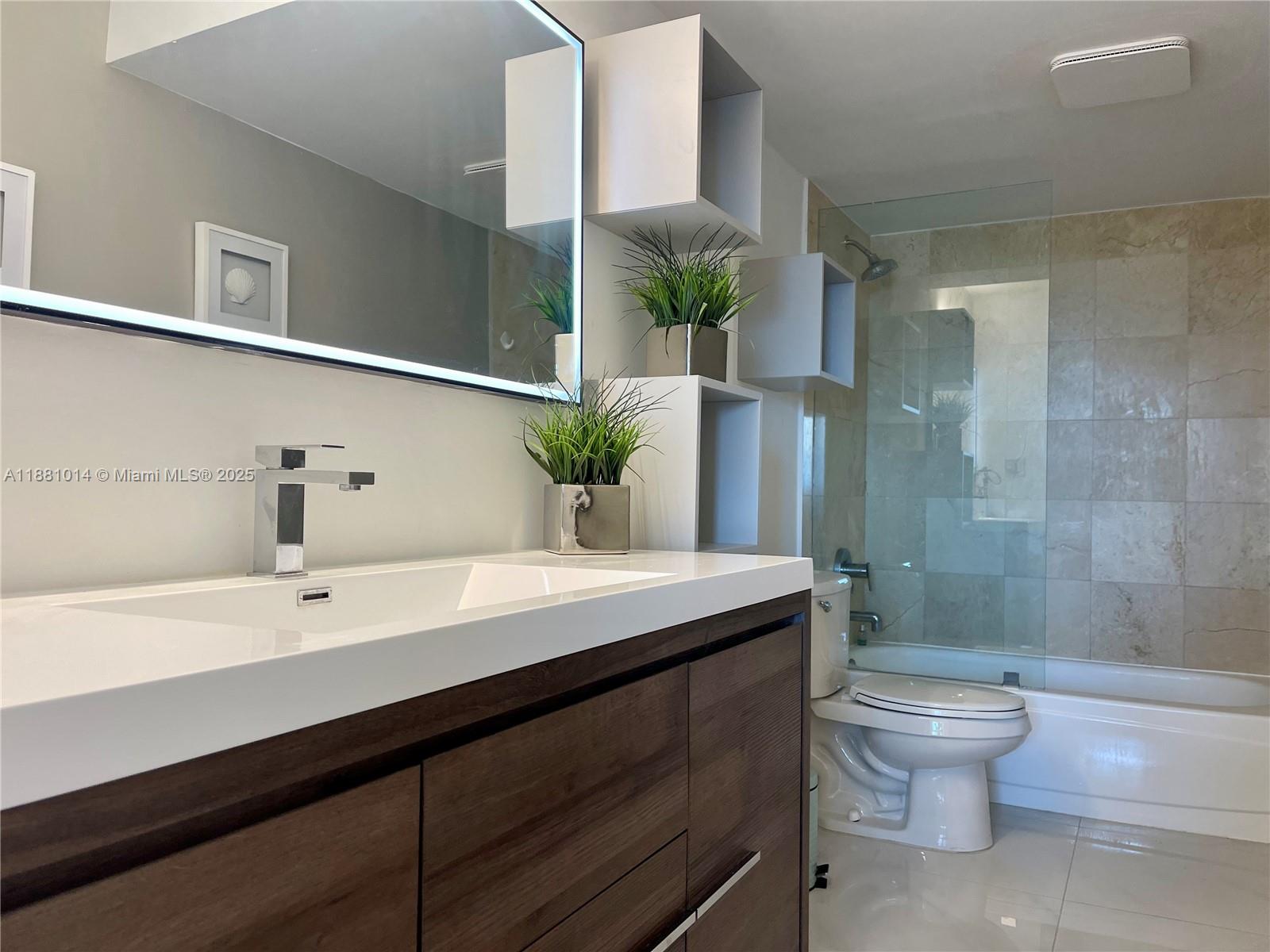 HARBOUR HOUSE - Residential Lease