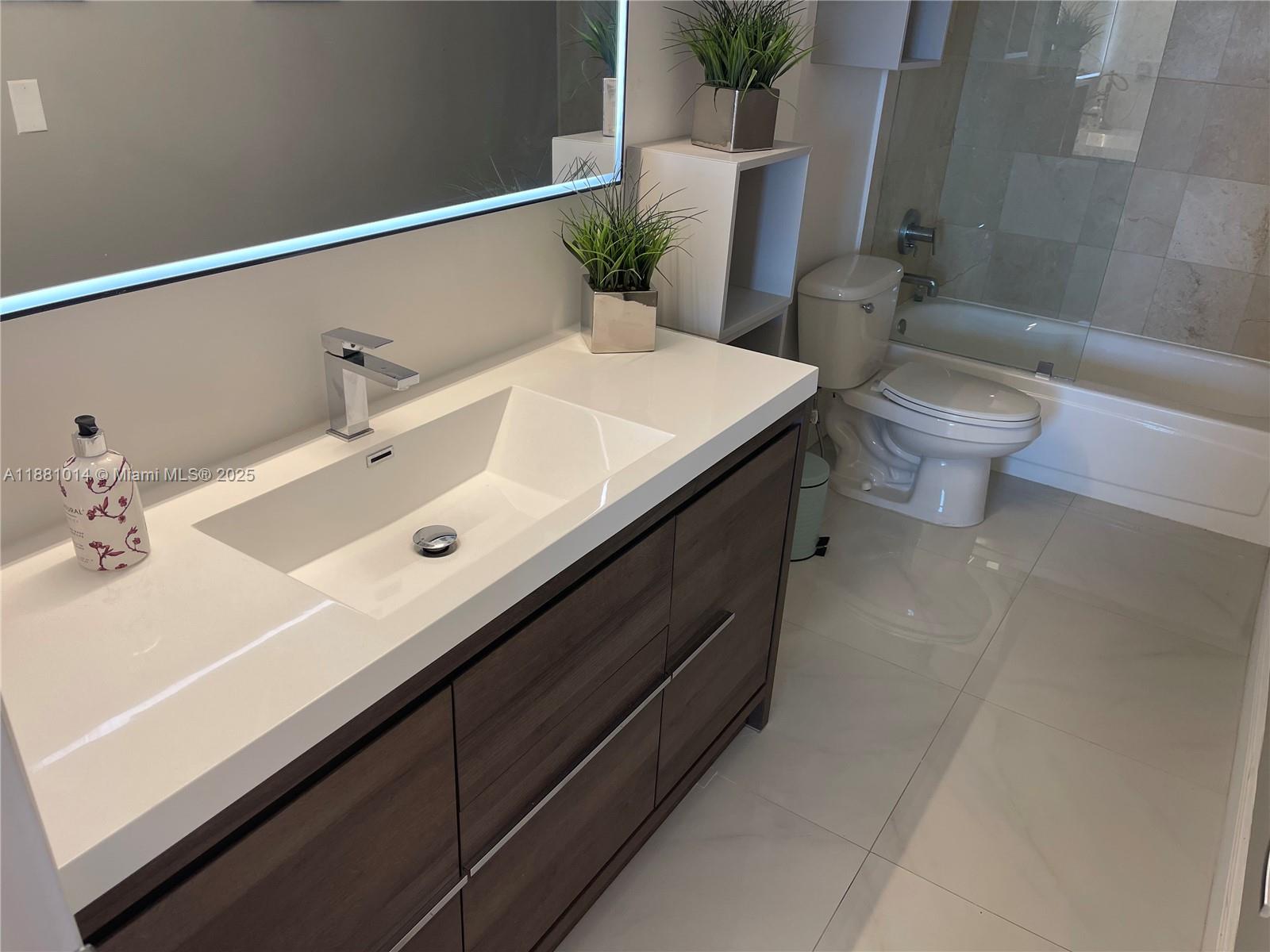 HARBOUR HOUSE - Residential Lease