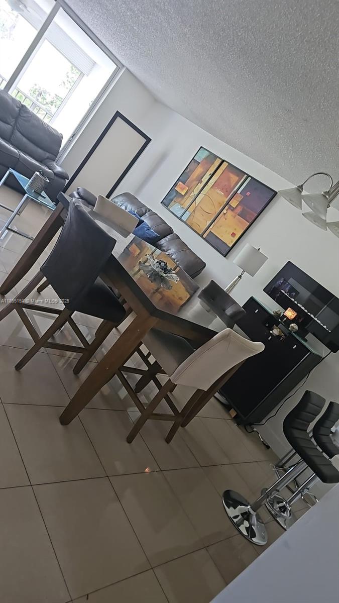 12 OF PALM SPRINGS 2 COND - Residential Lease