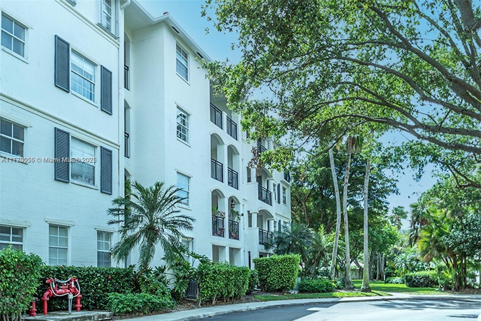 Photo 1 of 3215 Ne 184th St 14201, Aventura, Florida, $4,400, Web #: 11730056