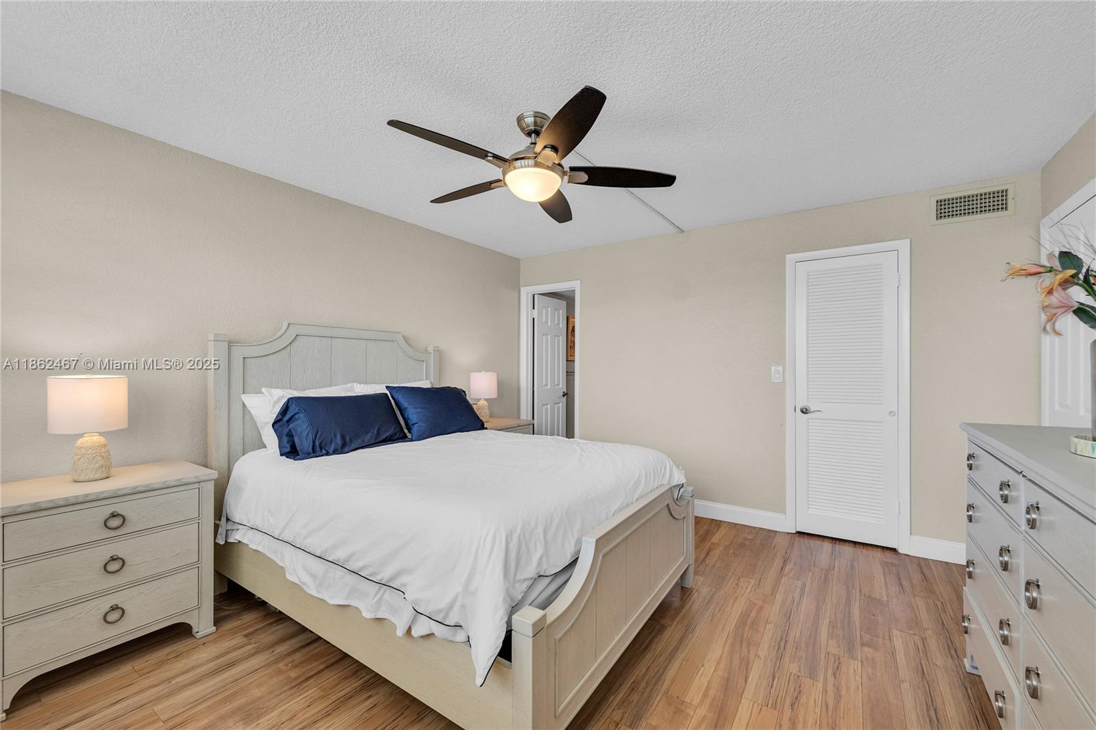 HOLLYBROOK GOLF AND TENNIS - Residential