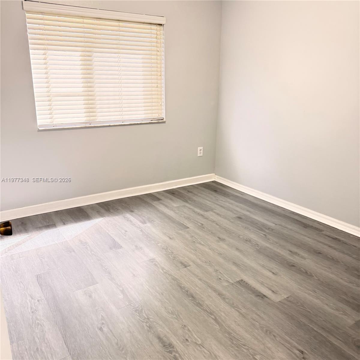 VENETIA GARDENS SOUTH CON - Residential Lease