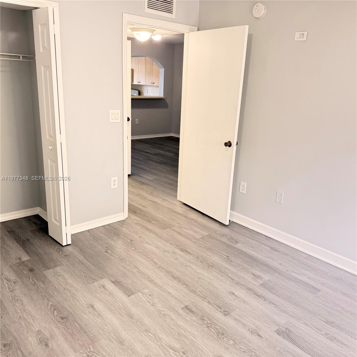 VENETIA GARDENS SOUTH CON - Residential Lease