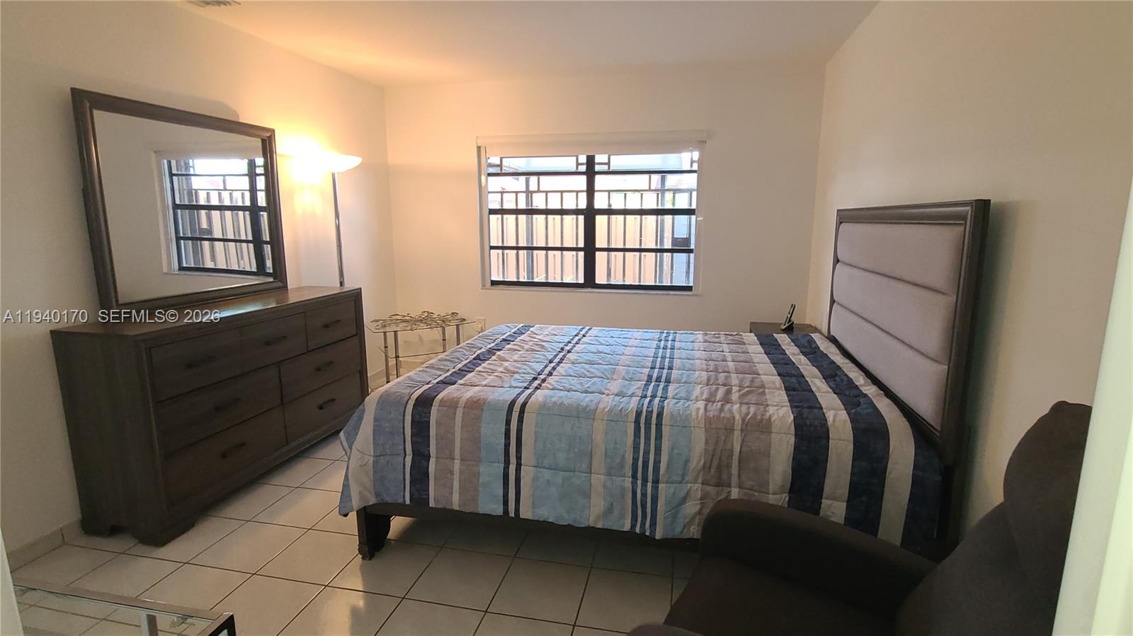 TAMIAMI LAKES TOWNHOMES S - Residential