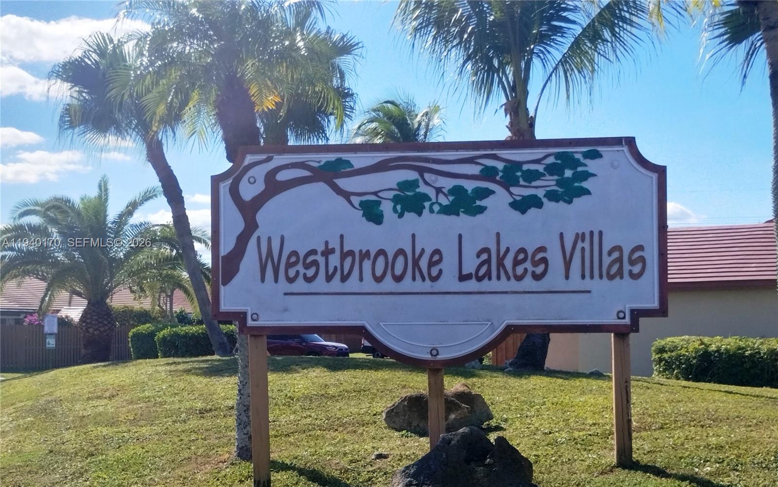 TAMIAMI LAKES TOWNHOMES S - Residential