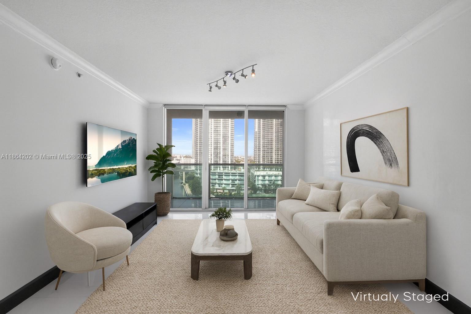 31 SE 5th St 1803