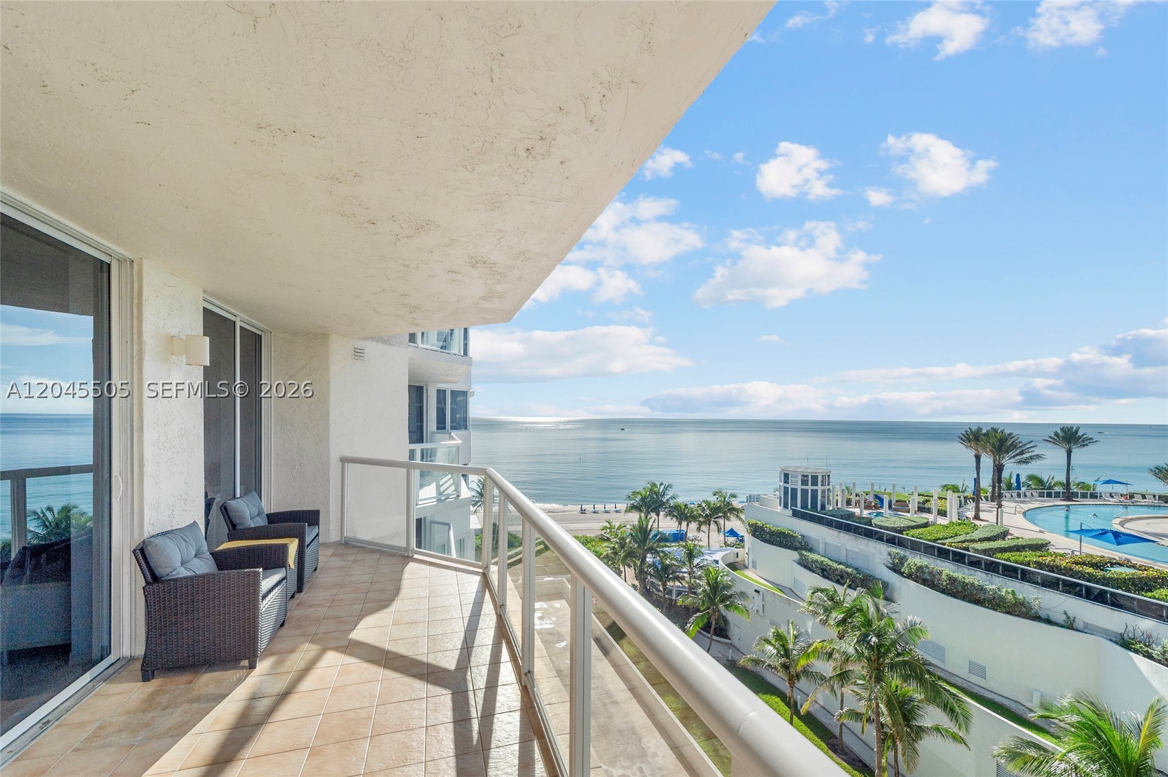 17275 Collins Ave 804