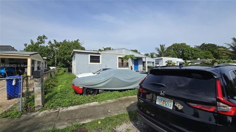 15694 NE 10th Ct North Miami Beach FL 33162