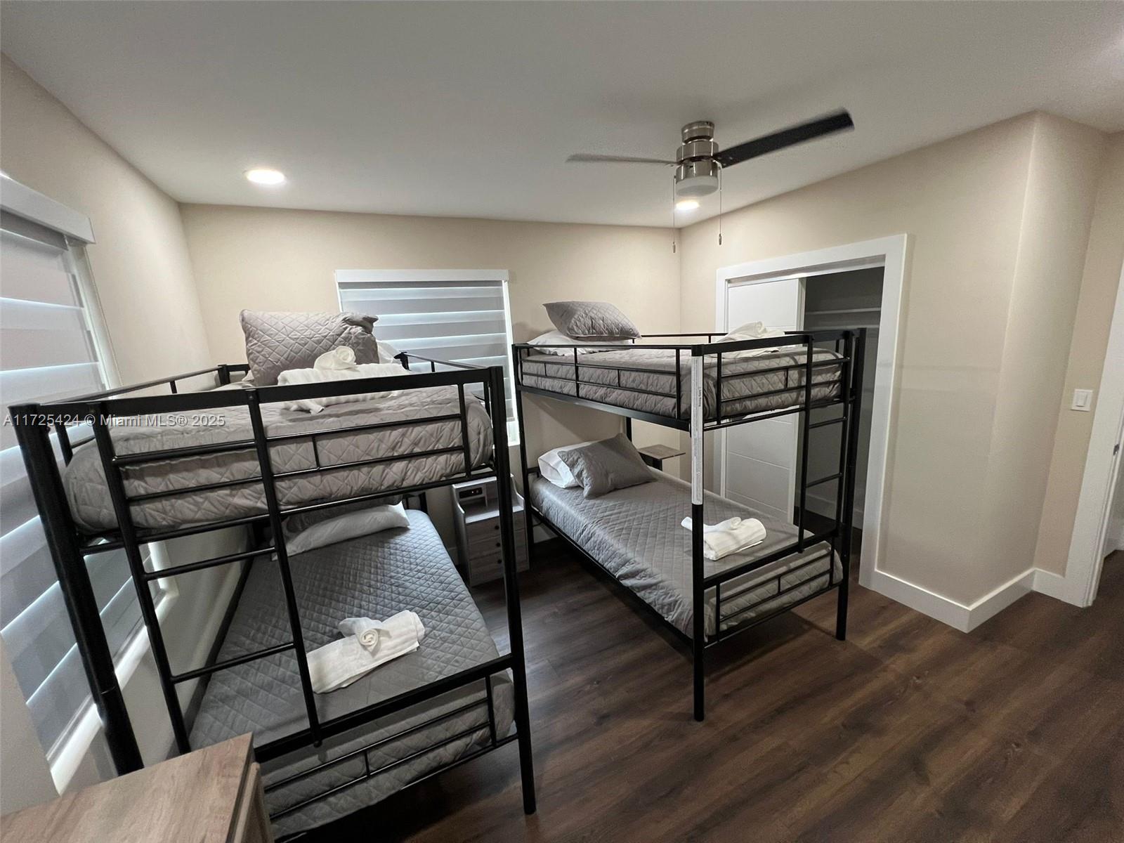 BISCAYNE BCH SUB - Residential Lease