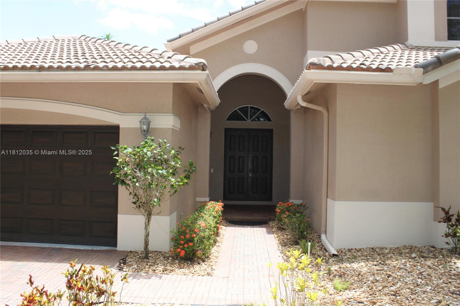 1342 Crossbill Ct 1342