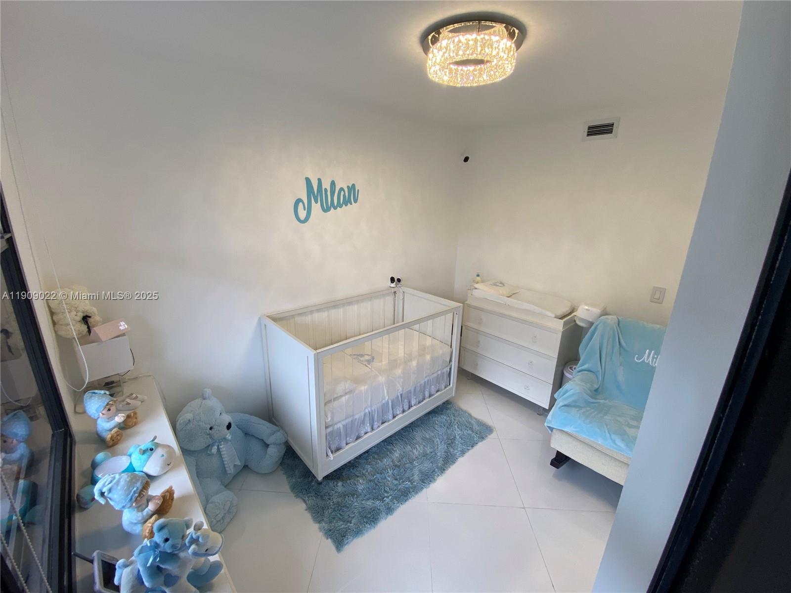 KEY COLONY NO 4 CONDO - Residential Lease