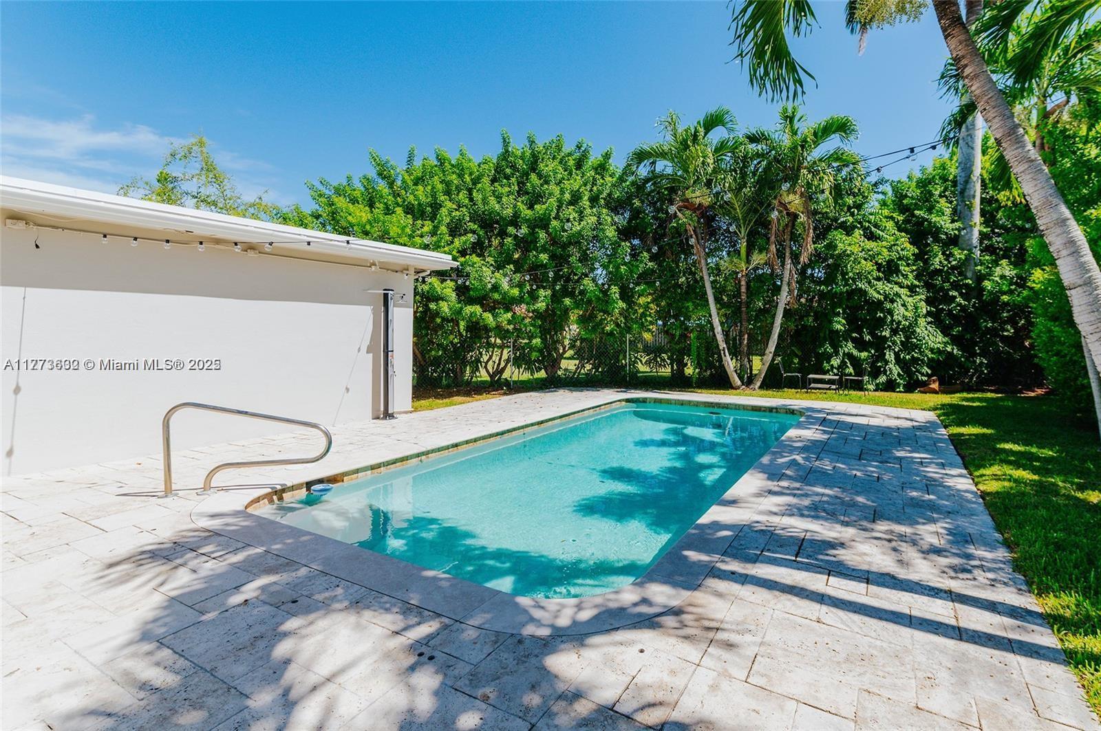 GULFSTREAM ESTATES NO 3 - Residential Income