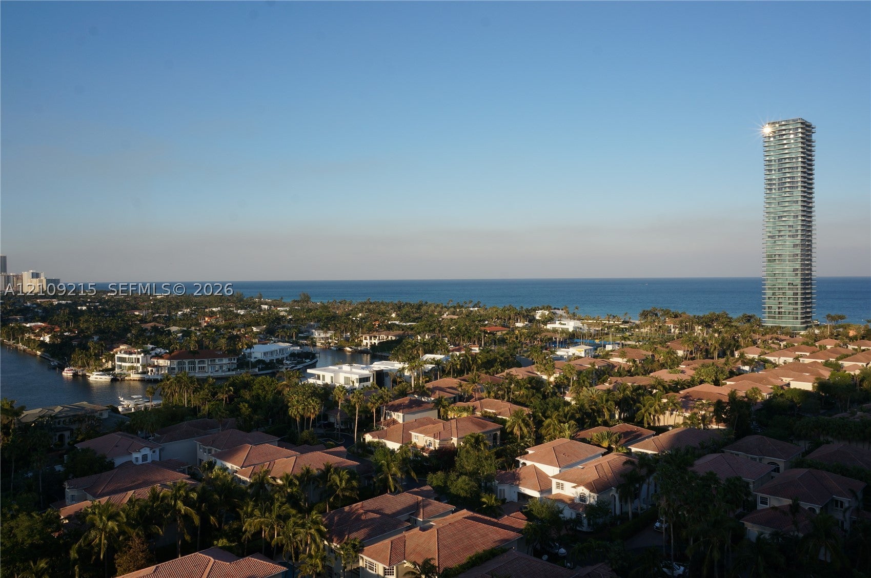 19390 Collins Ave PH-26