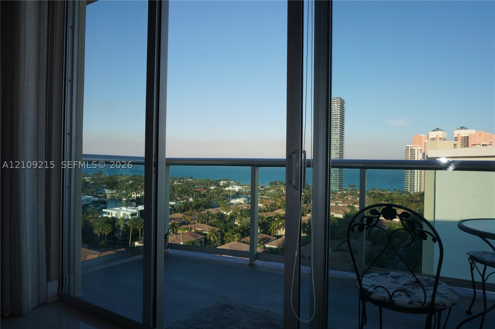 19390 Collins Ave PH-26