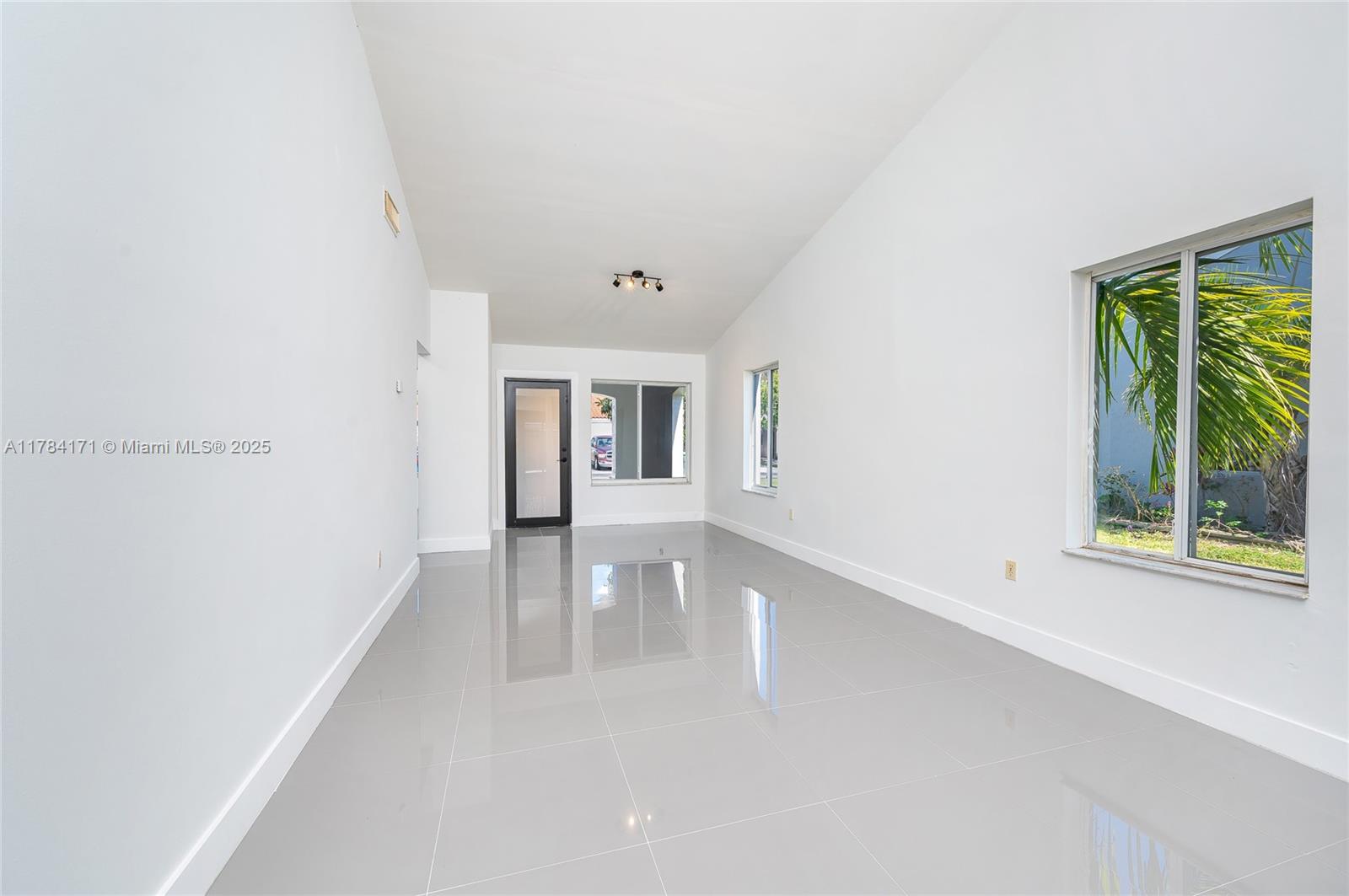 BARCLAYS ESTATES - Residential