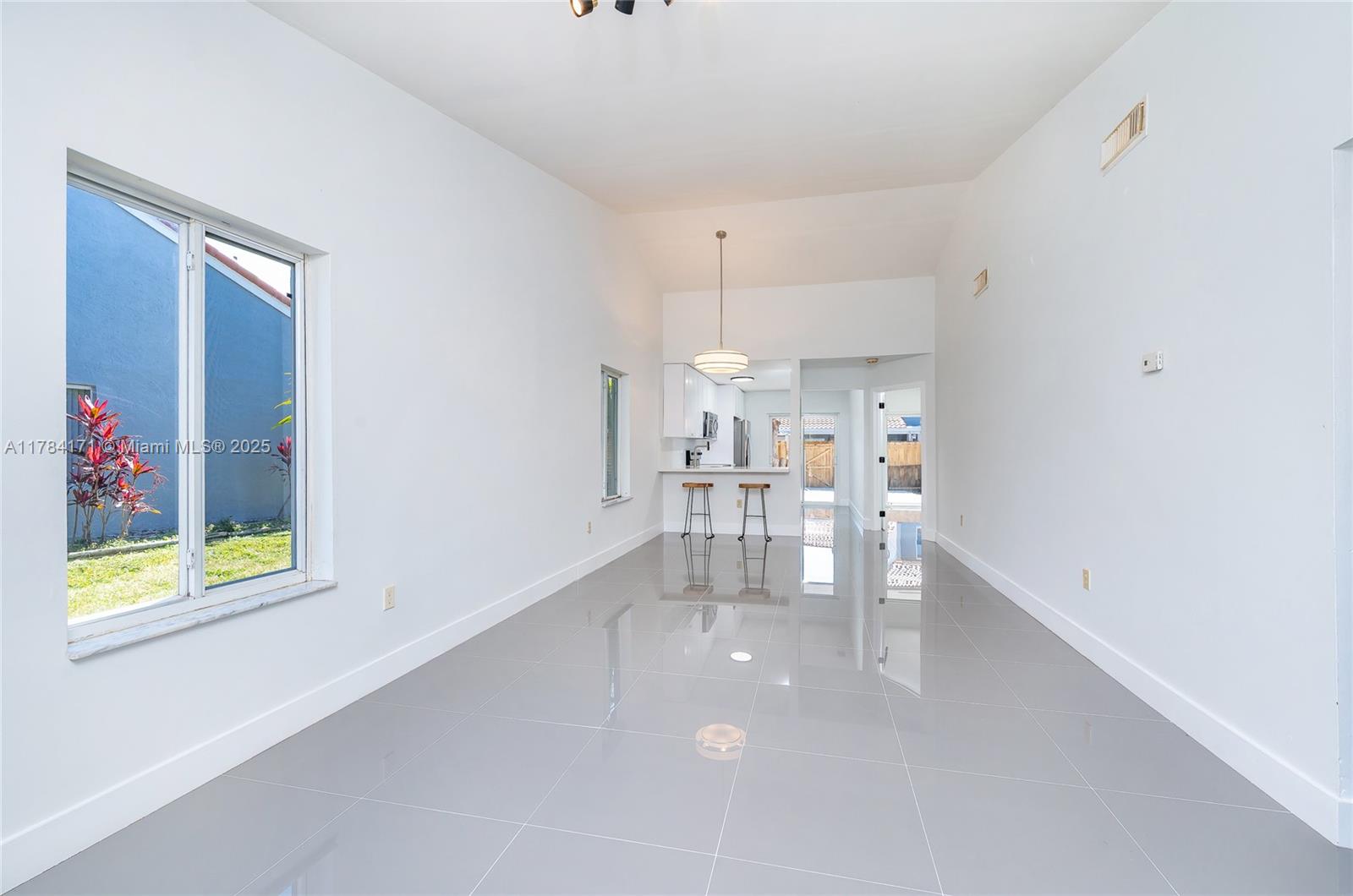 BARCLAYS ESTATES - Residential
