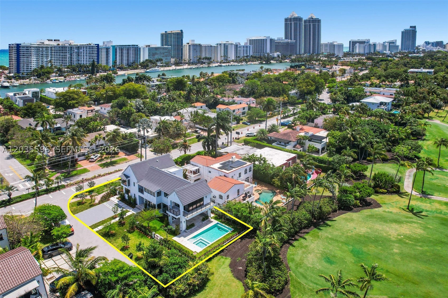 5262 La Gorce Dr