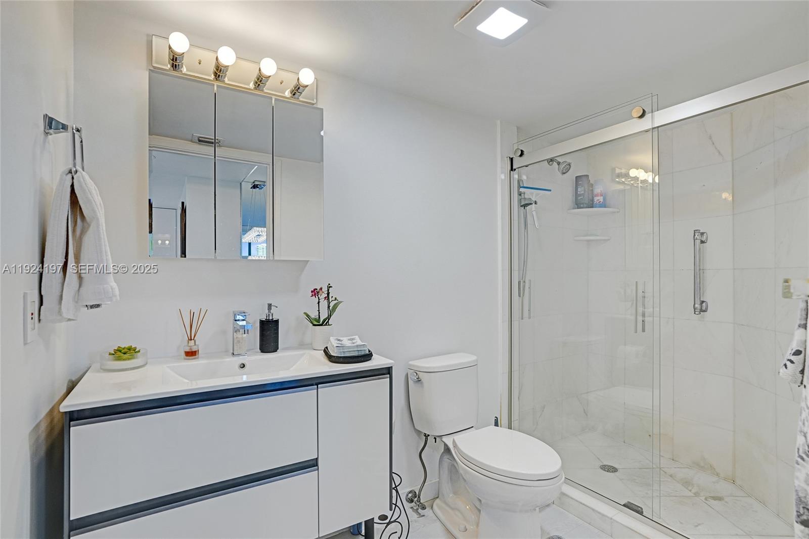 MYSTIC POINTE TOWER 600 C - Residential Lease