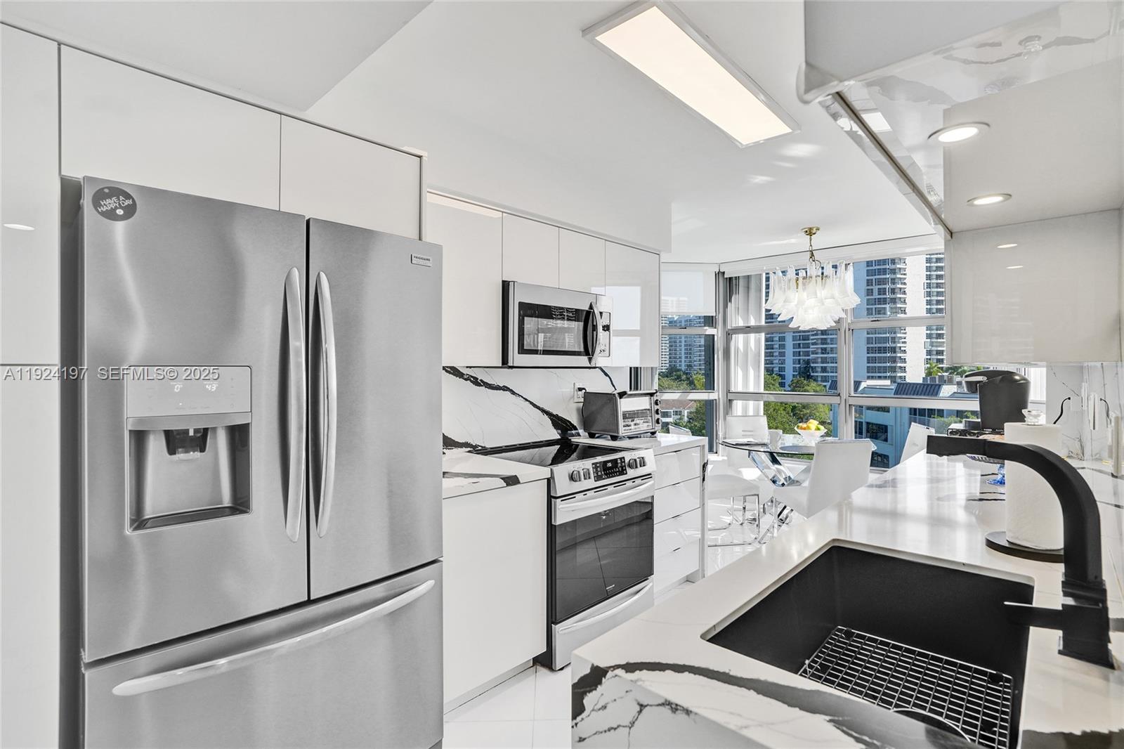 MYSTIC POINTE TOWER 600 C - Residential Lease