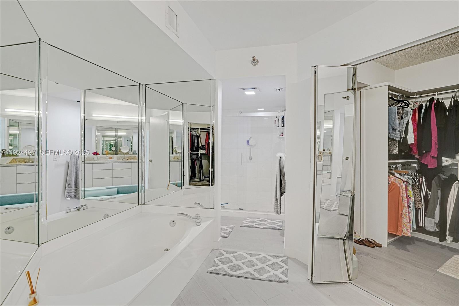 MYSTIC POINTE TOWER 600 C - Residential Lease