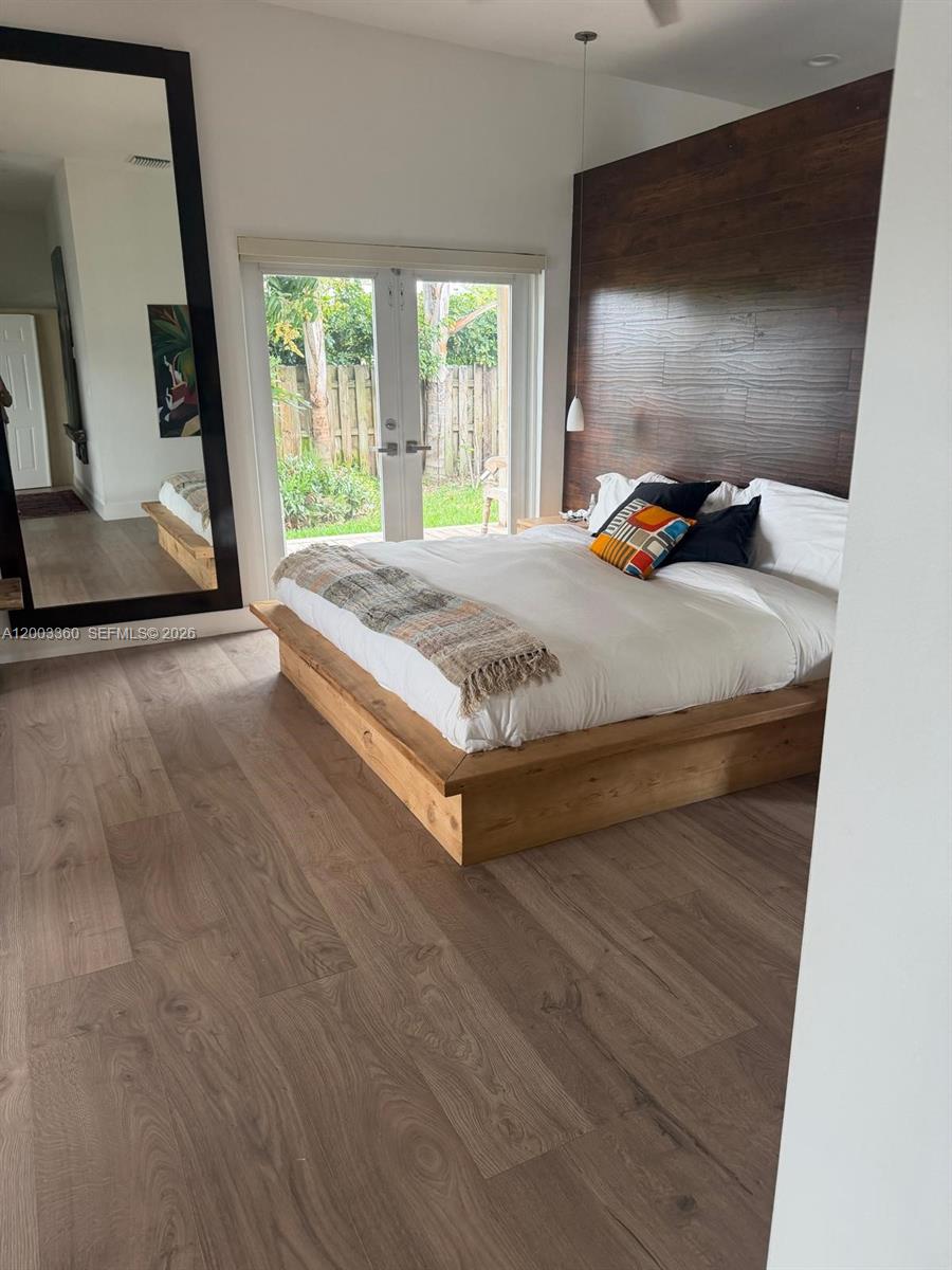 BOCA RATON SQUARE UNIT 8 - Residential