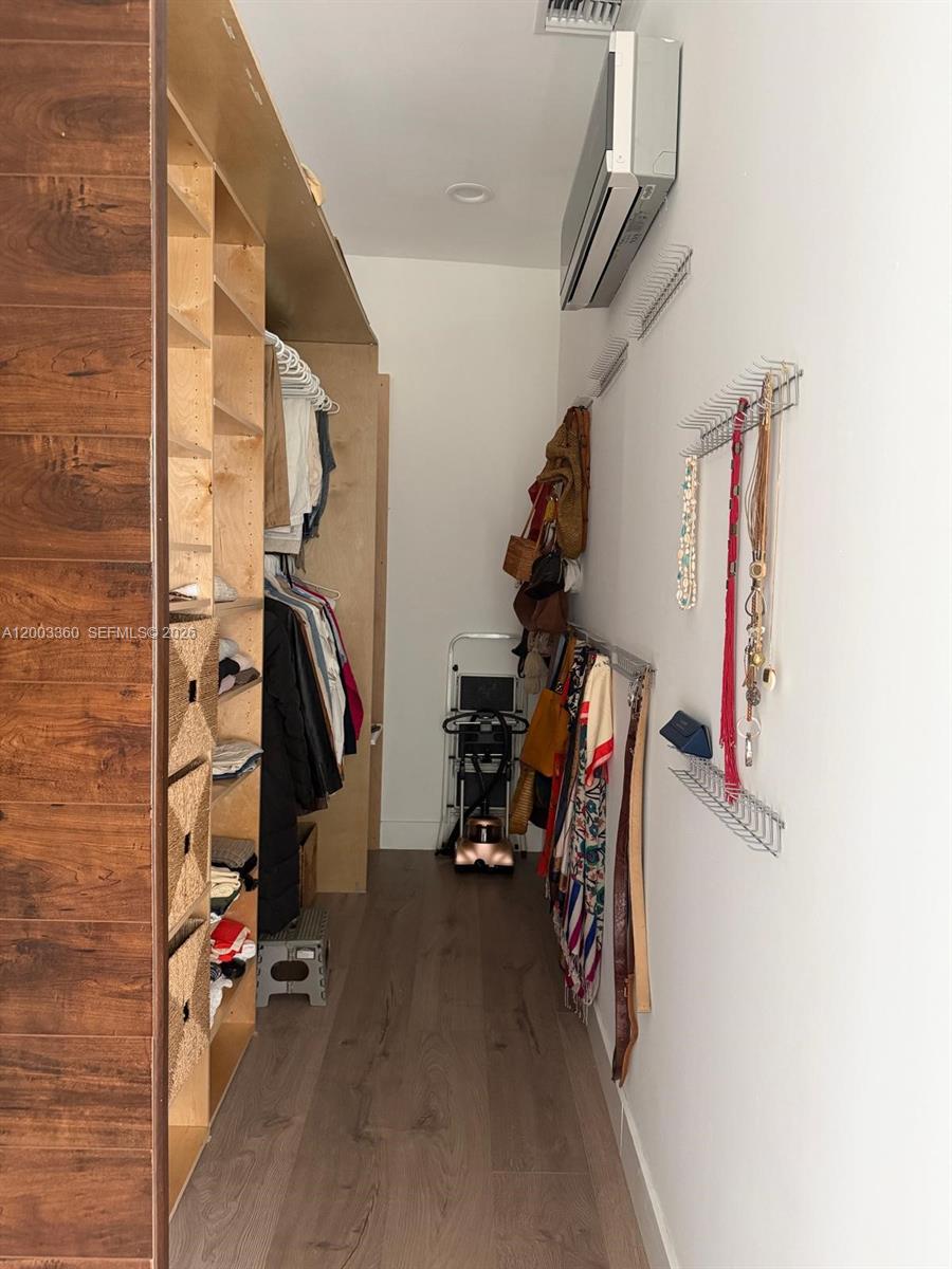 BOCA RATON SQUARE UNIT 8 - Residential