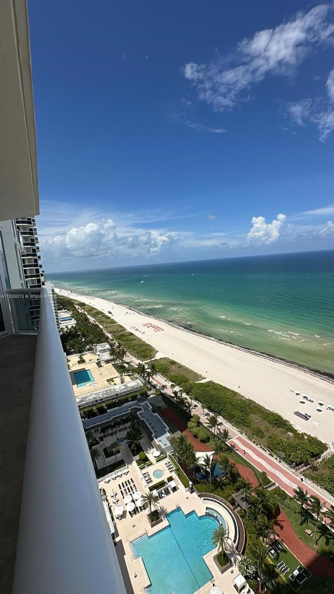 GREEN DIAMOND CONDO - Residential Lease