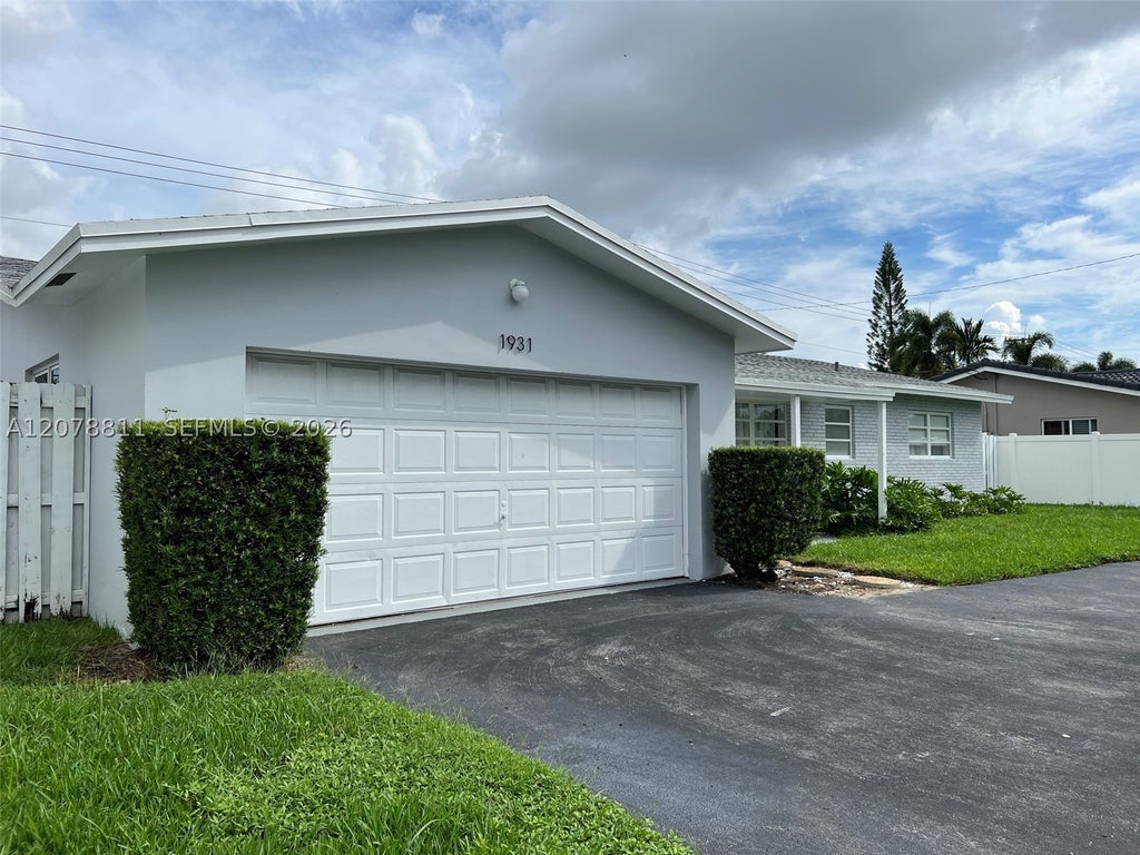 Photo of 1931 NE 55th Ct, Fort Lauderdale, FL 33308 (MLS # A12078811)