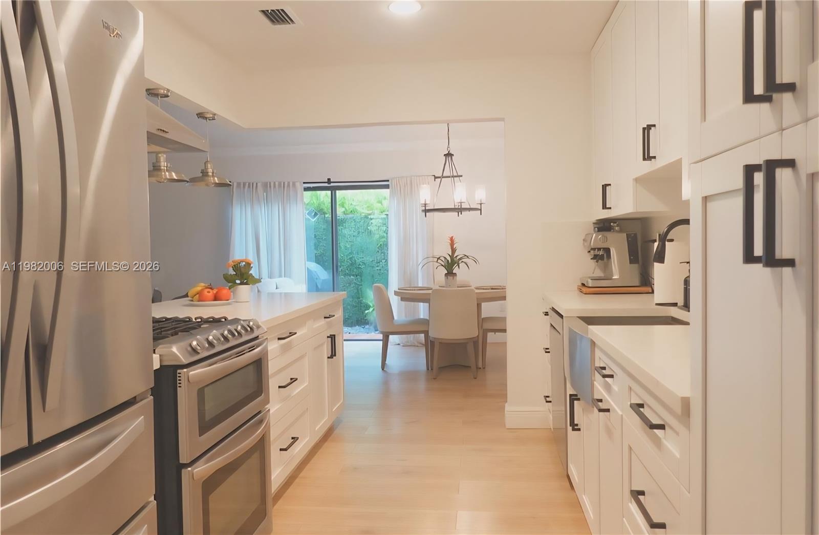 GREENGLADES CONDO 2 - Residential