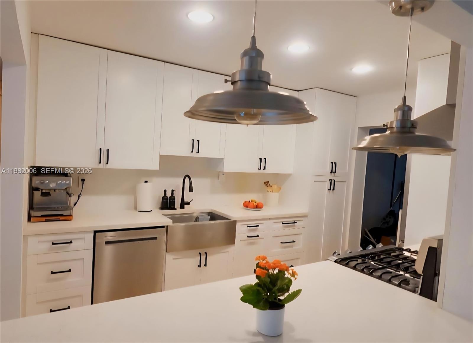 GREENGLADES CONDO 2 - Residential